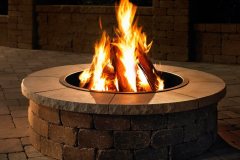 Grand-Fire-pit-with-masonry-cap